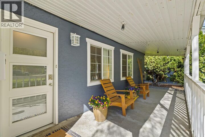 Property Photo: 1650 Hollywood Road South BC V1X 4P3