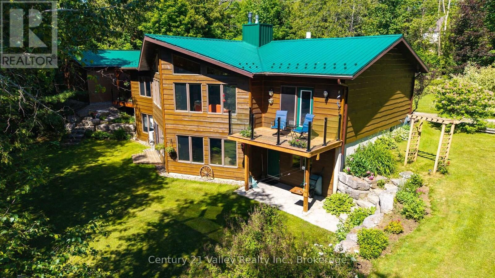 Property Photo: 3537 Calabogie Road ON K0J 1G0