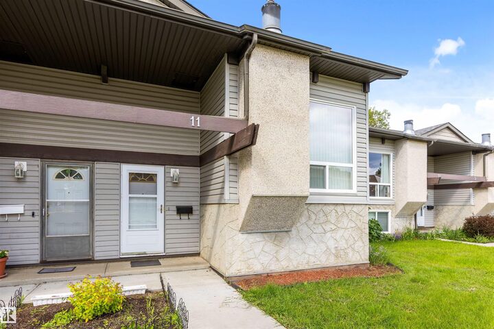 Property Photo:  11 Northwoods Village NW  AB T5X 1T2 