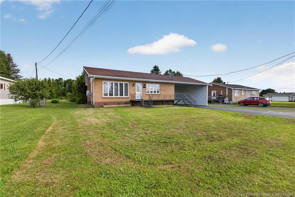 Property Photo:  1275 Des Pionniers Avenue  NB E8E 1B7 