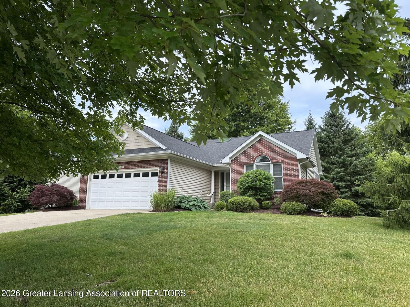 Property Photo:  4011 Highland Terrace  MI 48864 