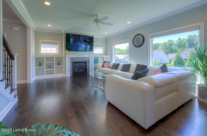 Property Photo:  3604 Aspen Creek Dr  KY 40299 