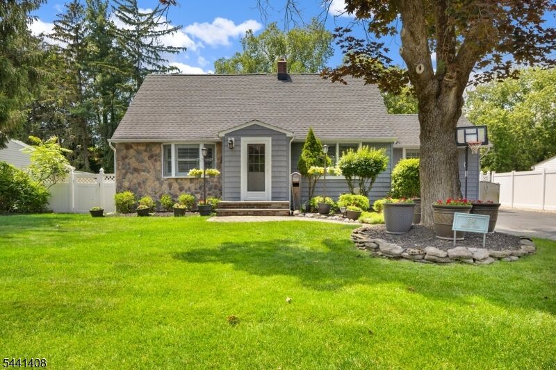 Property Photo:  134 Marion Ct  NJ 07442 
