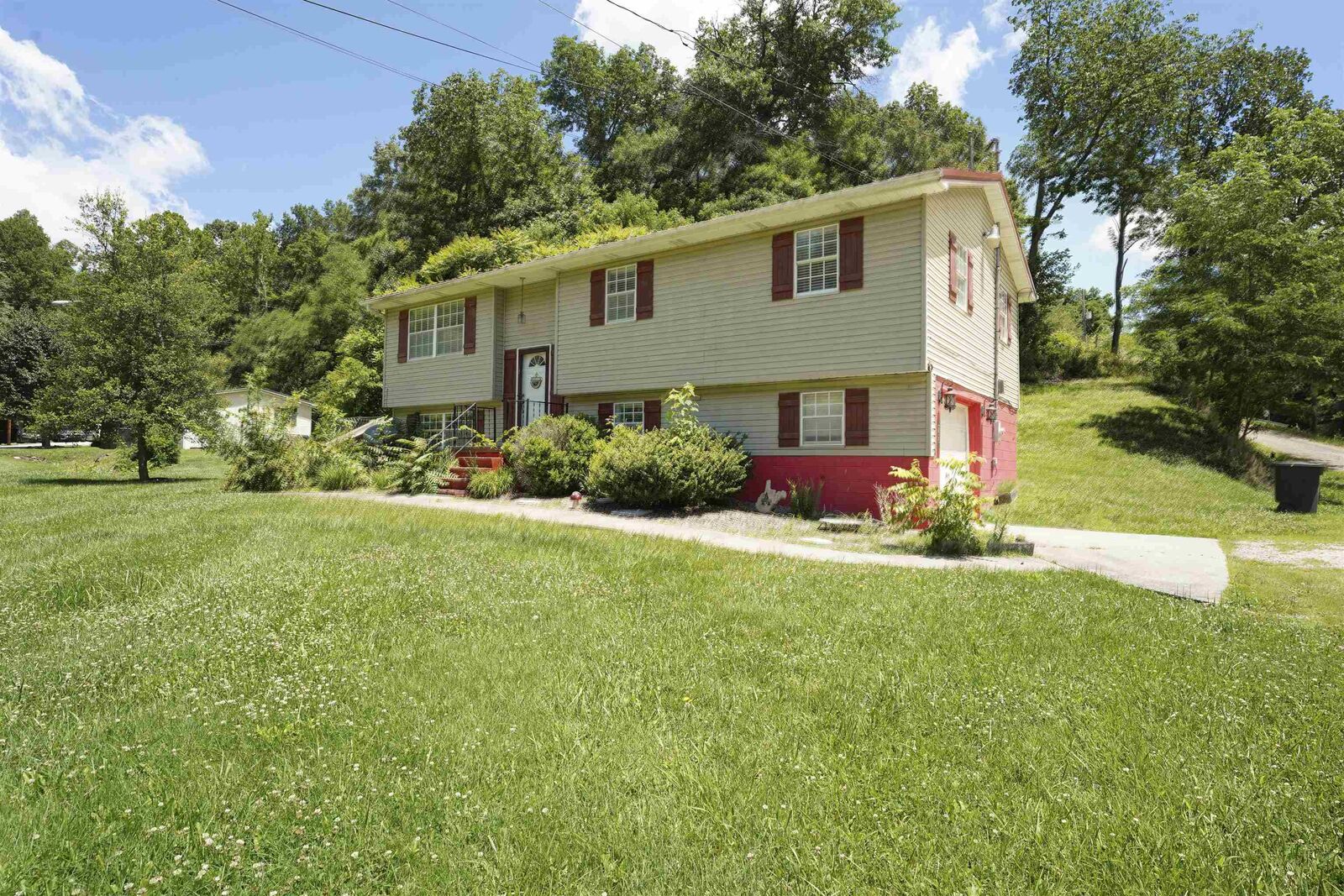 Property Photo:  13 Outlook Point Drive  WV 25541 