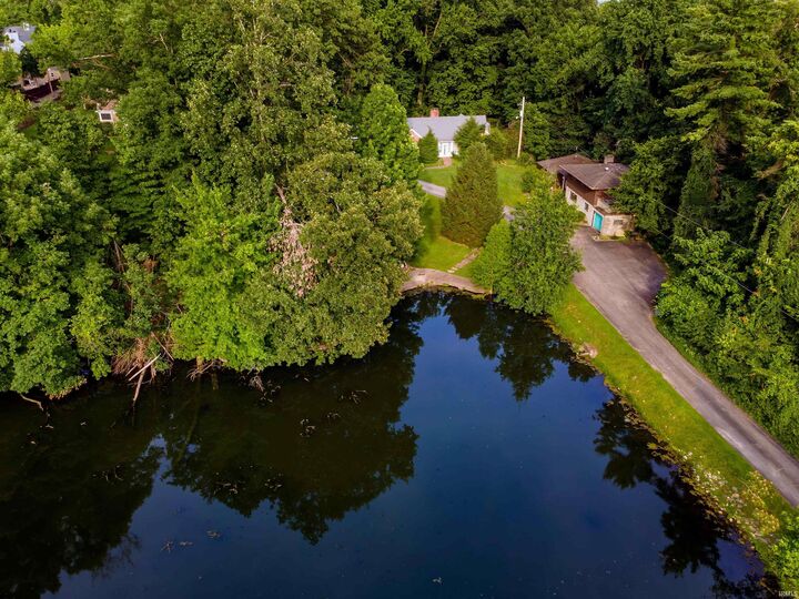 Property Photo:  1827 N Saint Joseph Avenue  IN 47720 