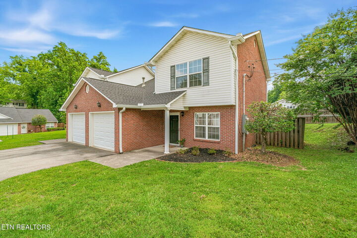 Property Photo:  6813 Spring Glen Way  TN 37919 