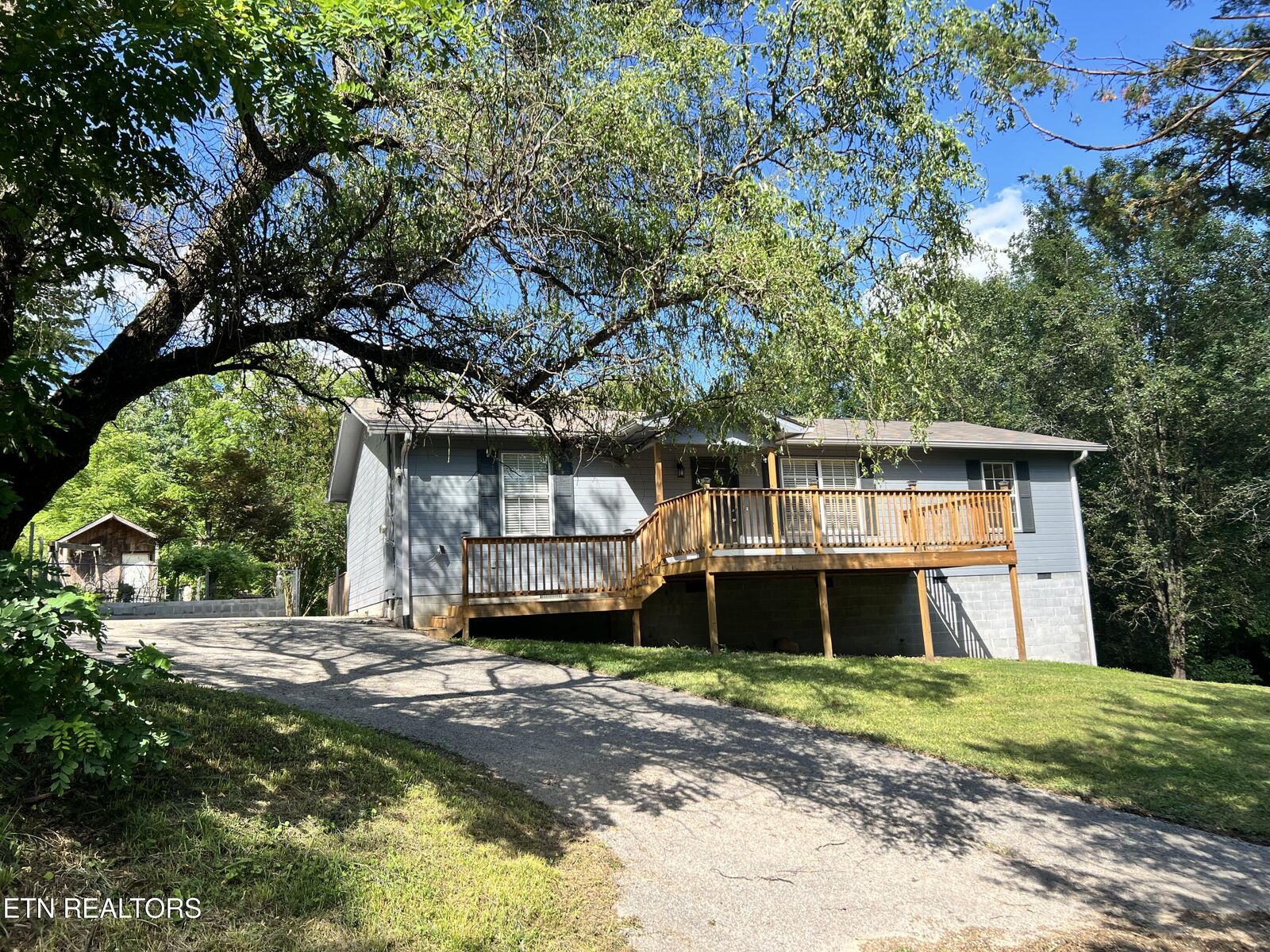 Property Photo:  1455 Davis Chapel Rd  TN 37766 