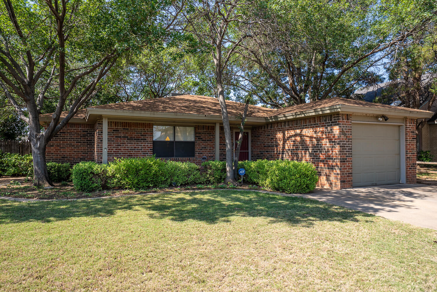 Property Photo:  5017 62nd Street  TX 79414 