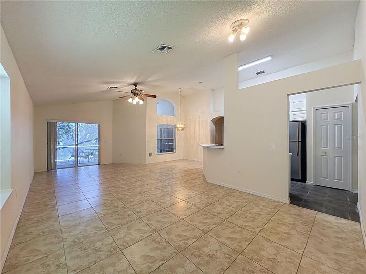 Property Photo: 2393 Paulette Drive FL 33844