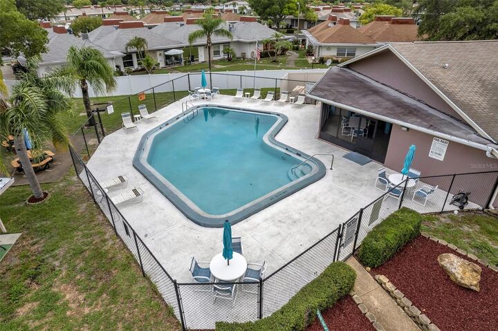 Property Photo: 4320 Fern Glen St FL 34691
