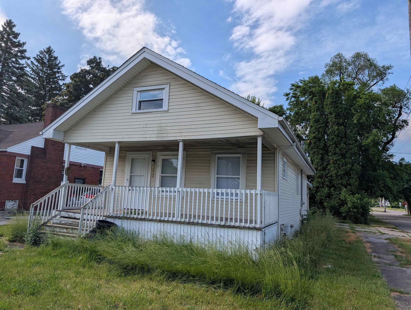 Property Photo:  3400 Fulton Street  MI 48601 