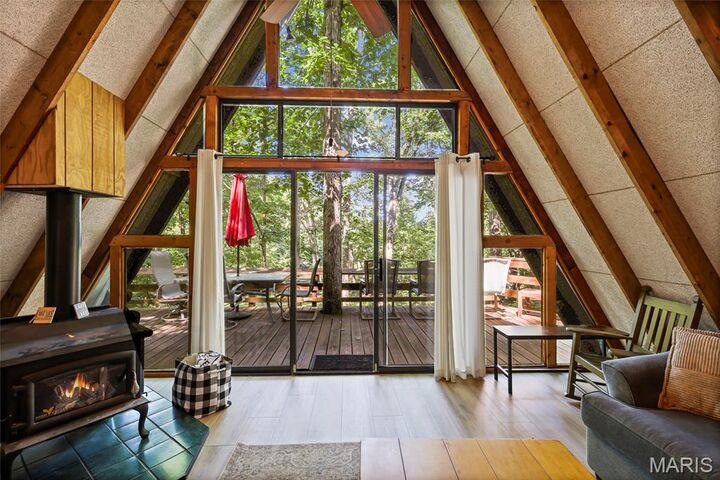 Property Photo:  687 Shadow Lake Circle Drive  MO 63390 