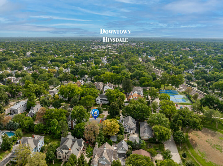 Property Photo: 122 S Quincy Street IL 60521