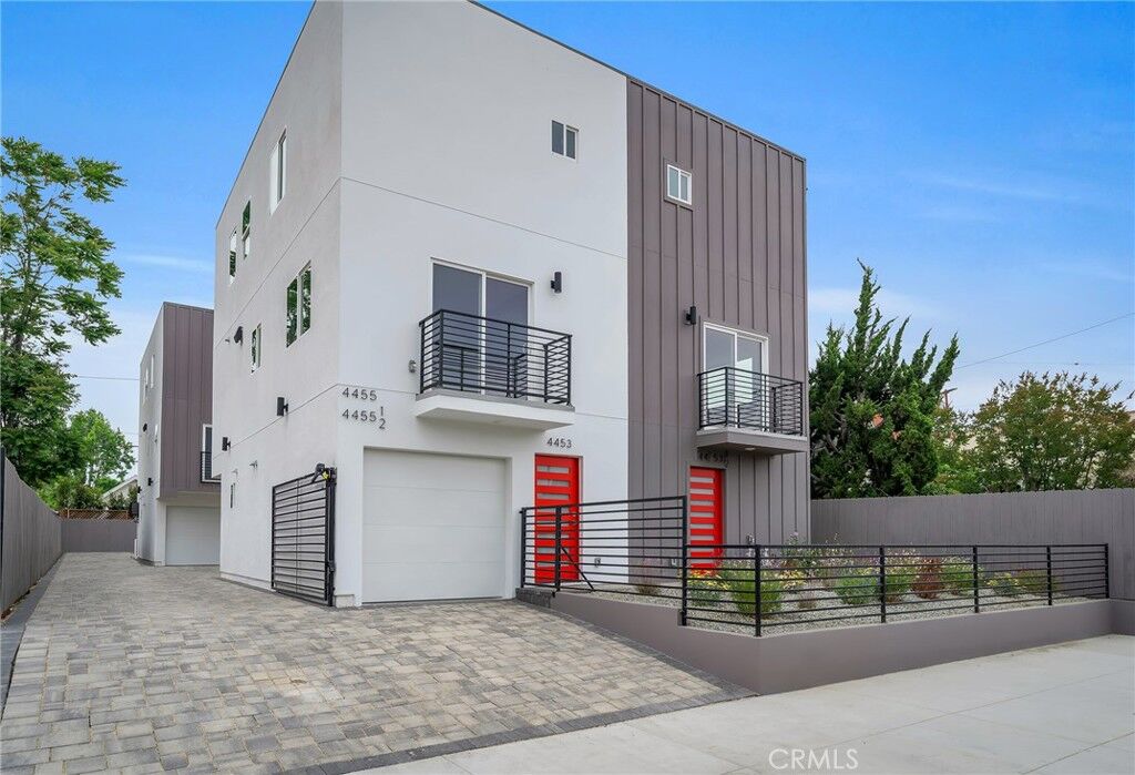 Property Photo:  4453 Colfax Avenue  CA 91602 