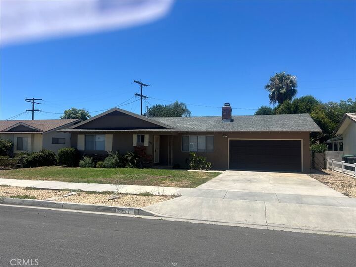 Property Photo:  771 S Thompson  CA 92543 