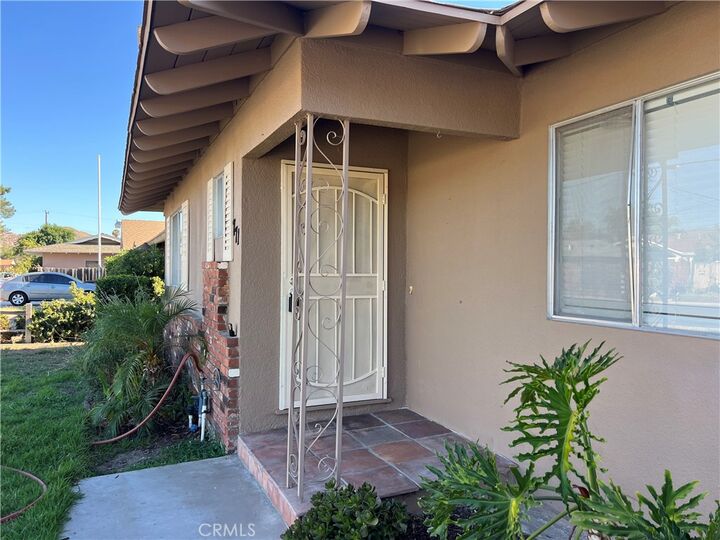 Property Photo: 771 S Thompson CA 92543