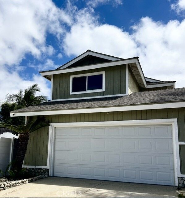 Property Photo:  978 Modjeska  CA 92627 