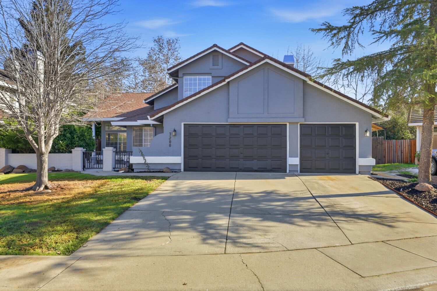Property Photo:  7300 Saltgrass Way  CA 95758 