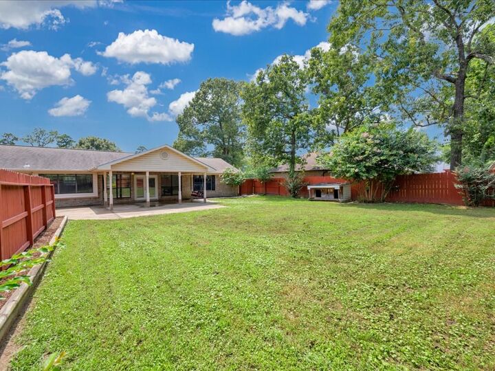 Property Photo:  901 Dogwood  TX 75941 