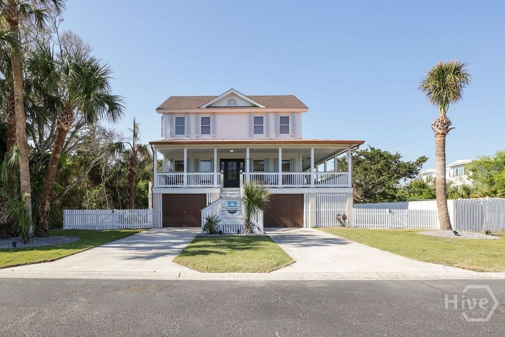 Property Photo:  4 Palmwood Court  GA 31328 