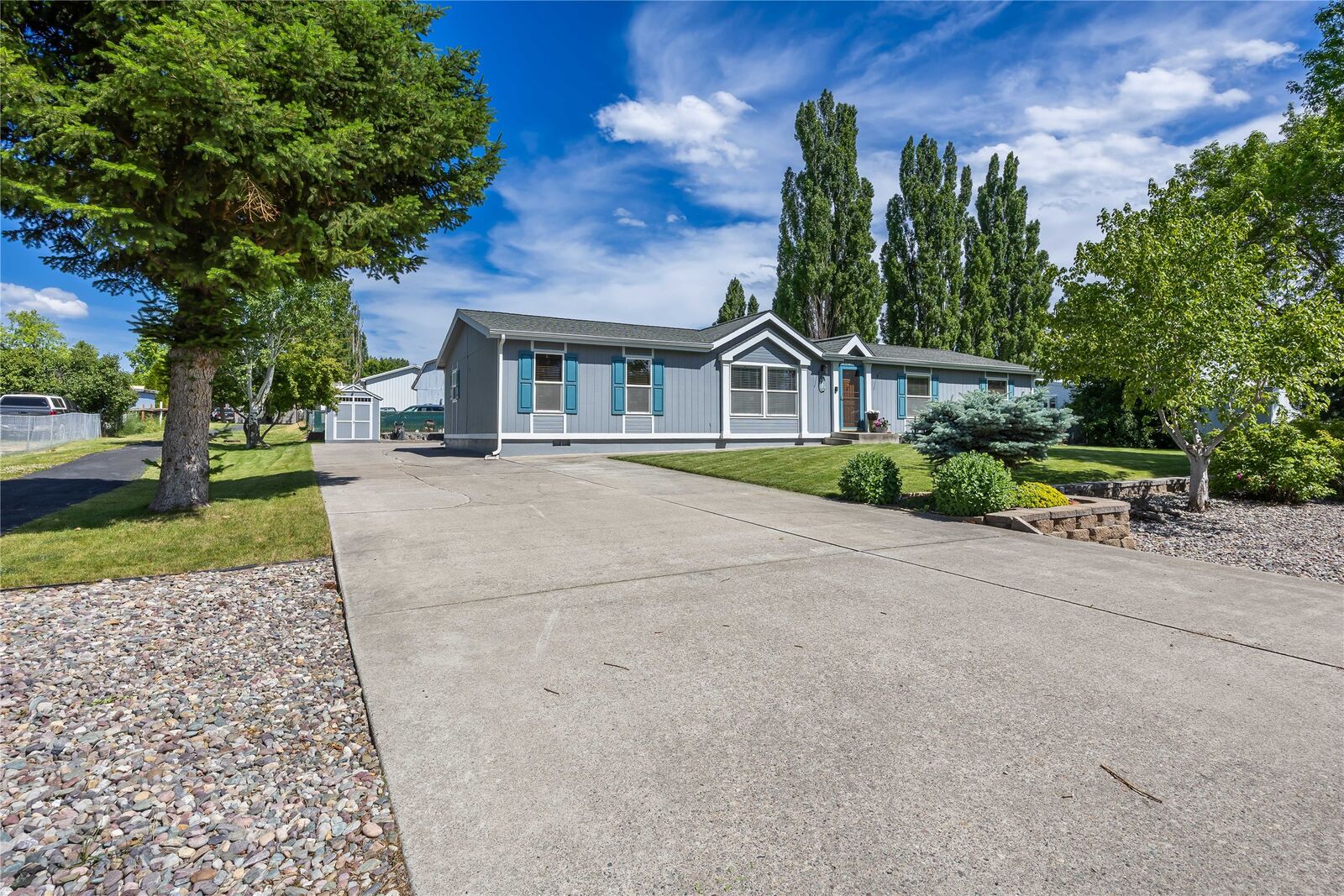 Property Photo:  1900 Nut Hatch Drive  MT 59808 