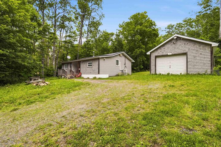 138 Falkenham Road — photo 1