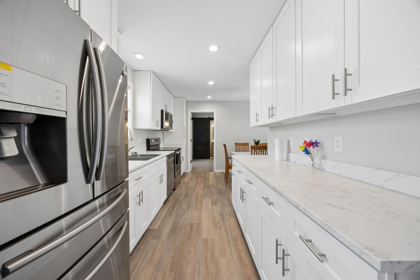 Property Photo:  950 Cessna Drive  MN 55112 