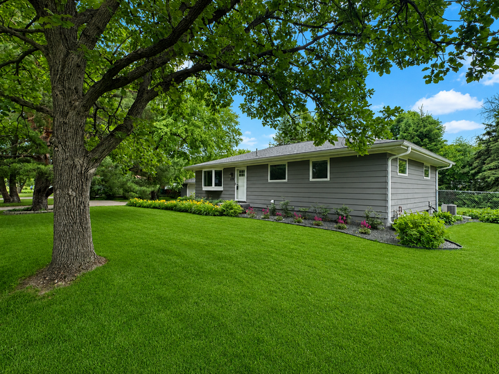 Property Photo:  15725 2nd Avenue N  MN 55447 