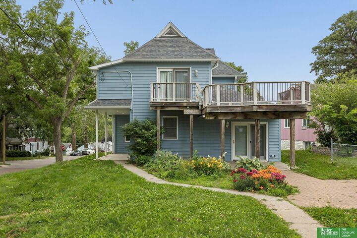 Property Photo:  301 N Walnut Street  IA 51534 