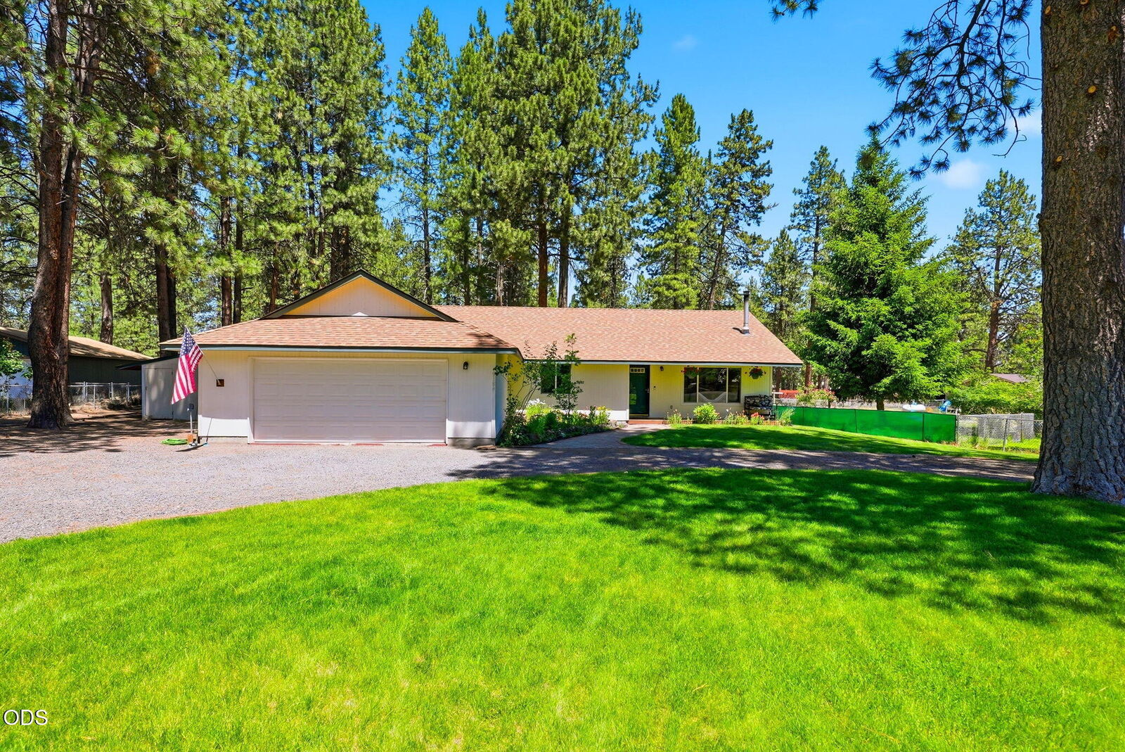Property Photo:  19184 Baker Road  OR 97702 