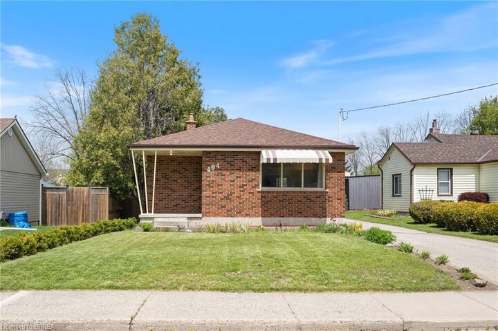 Property Photo:  404 Grey Street  ON N3S 4X4 