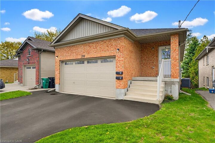 Property Photo:  399 Greenfield Avenue  ON N2C 1E6 