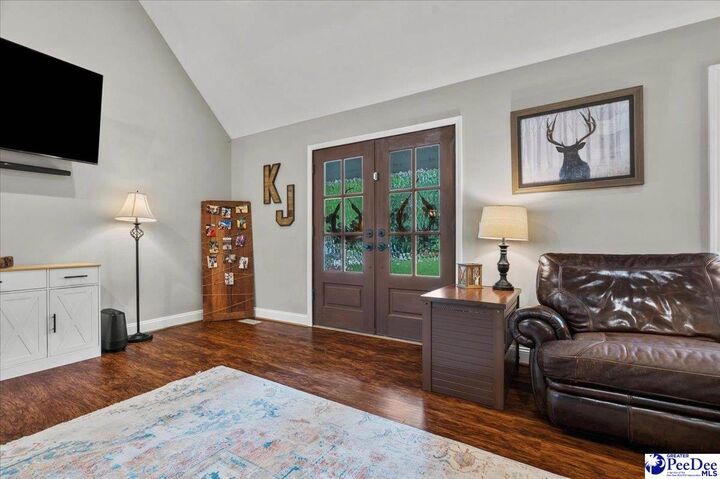 Property Photo:  201 Timberlake Drive  SC 29501 