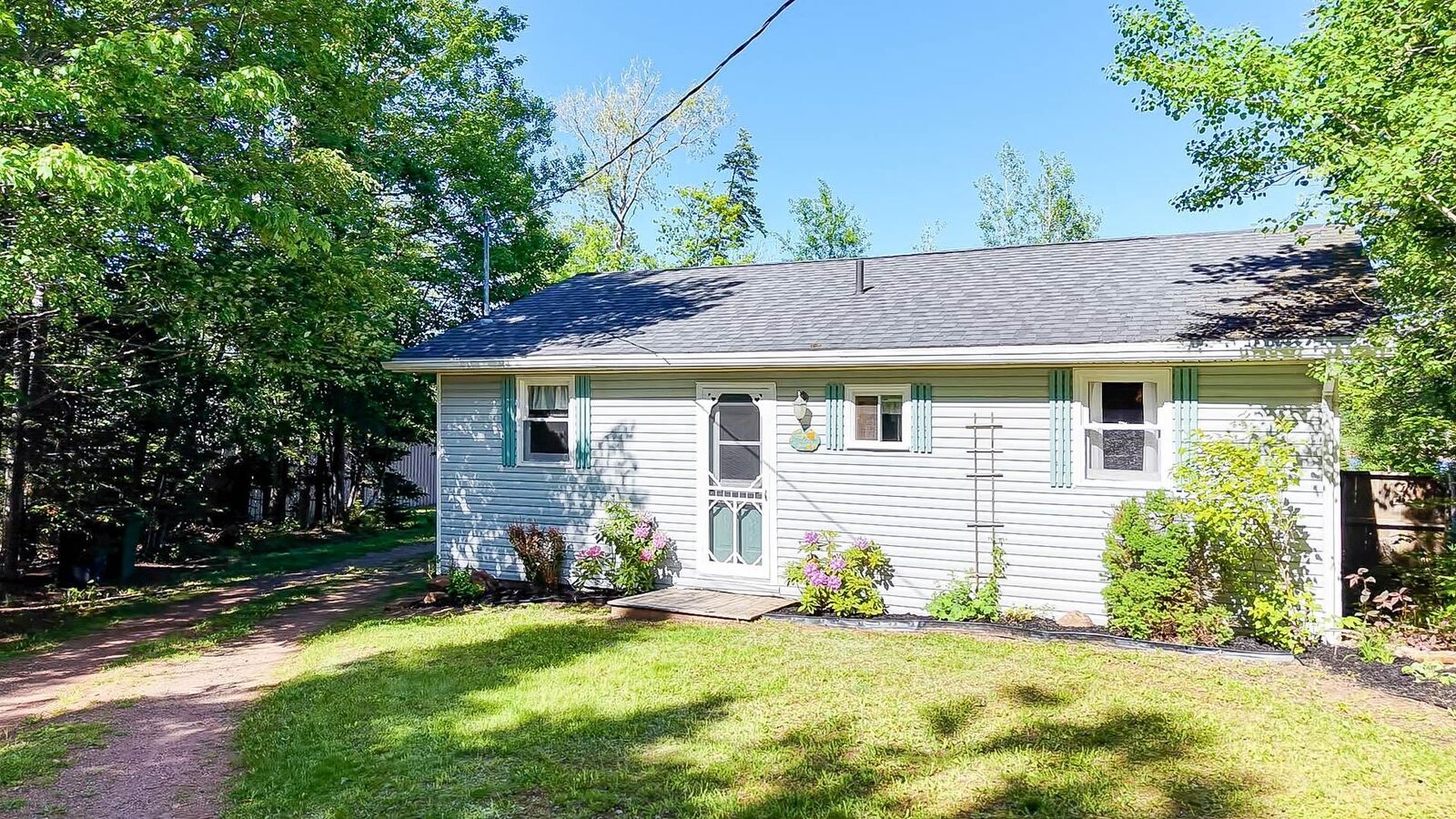 Property Photo:  196 Burdett Lane  PE C0A 1H2 