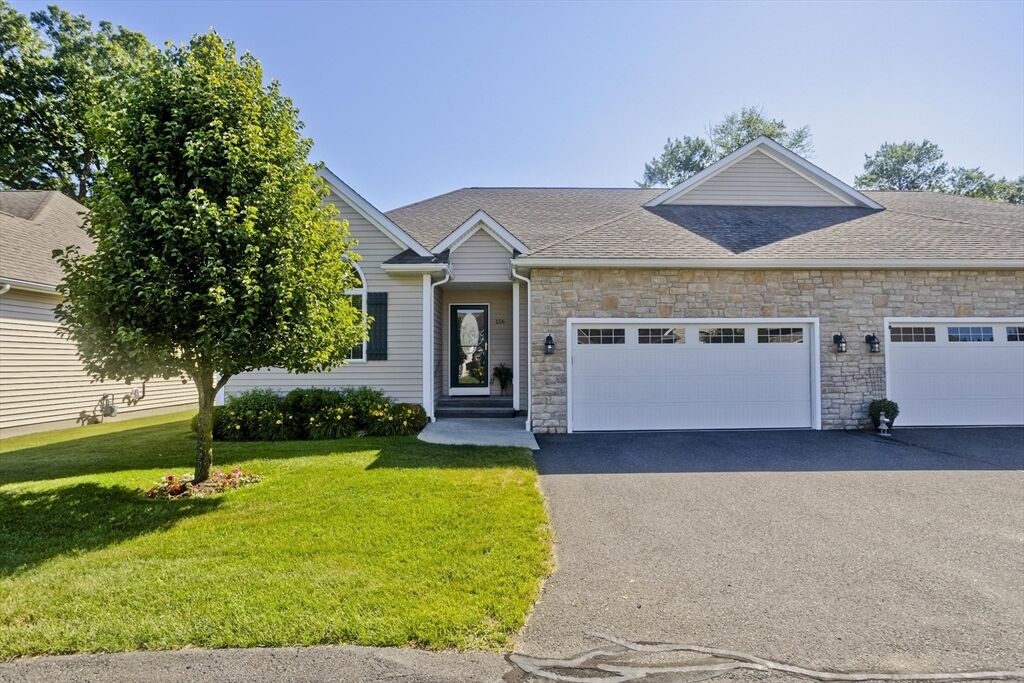 Property Photo:  156 Stonybrook Way 156  MA 01075 