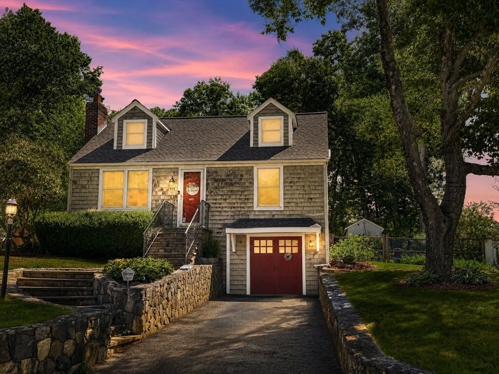 Property Photo: 104 Higgins Rd MA 01701