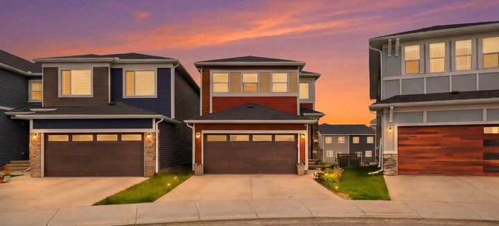 Property Photo: 241 Homestead Crescent NE AB T3J 5S4