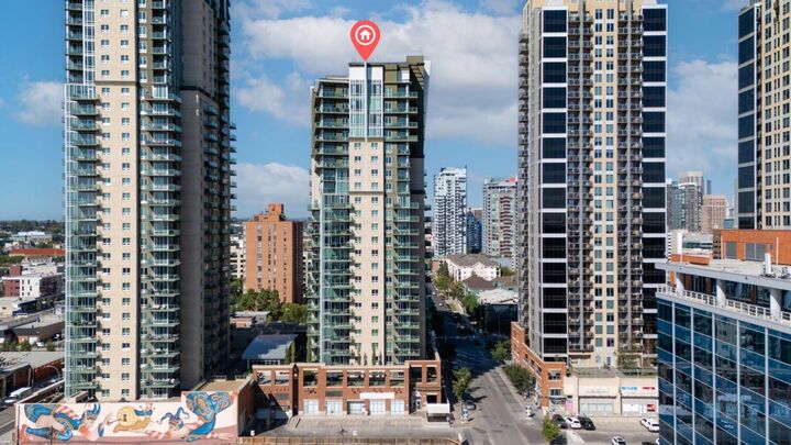 Property Photo:  1410 1 Street SE 2202  AB T2G 5T7 