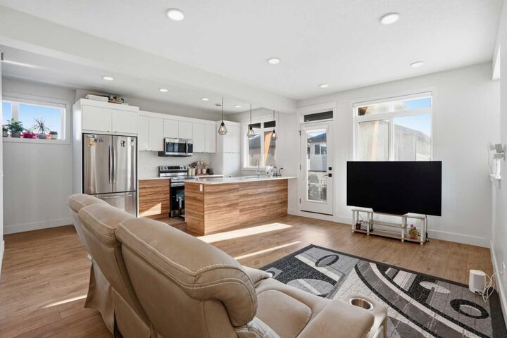Property Photo: 10060 46 Street NE 402 AB T3J 2H8
