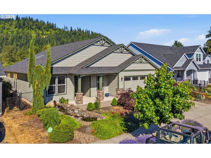 Property Photo:  2301 Robbins Way  OR 97355 