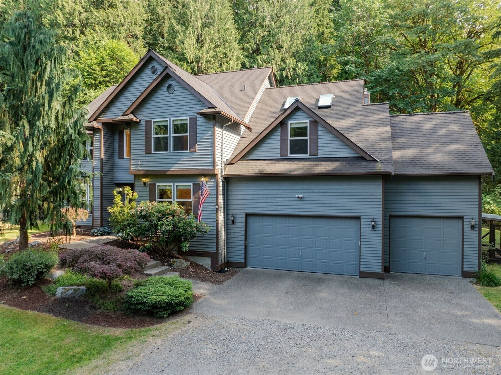 Property Photo:  10930  Kelly Road NE  WA 98014 