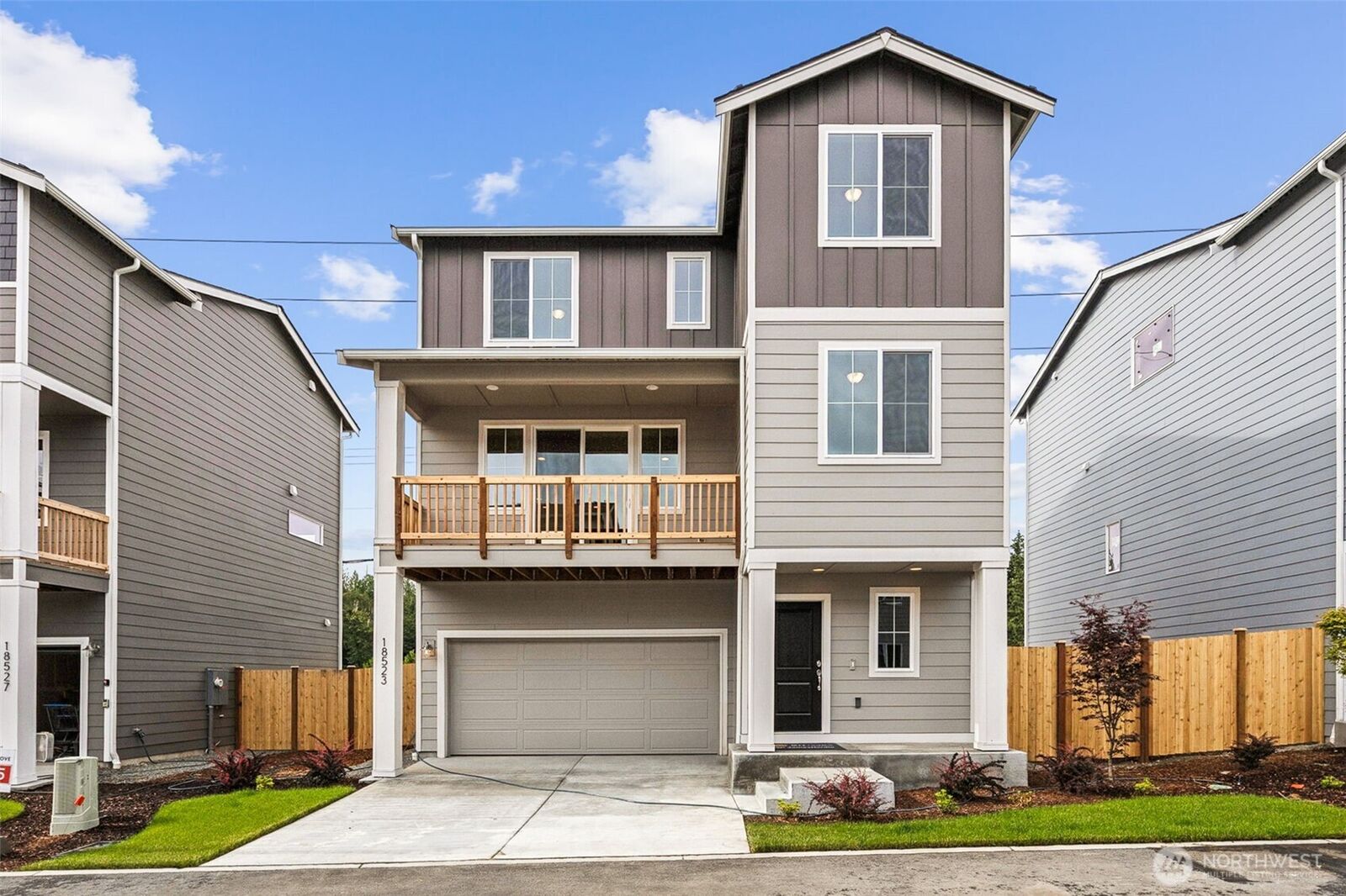 Property Photo: 18523 SE 271st Court WA 98042