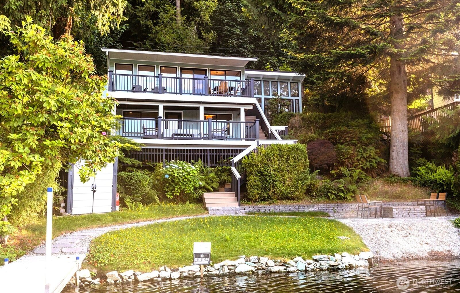 Property Photo:  6911  Olive Avenue  WA 98292 