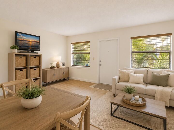Property Photo: 215 NE 16th Avenue 203 FL 33301