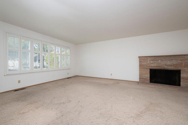 Property Photo:  1223 Quince  CA 94402 