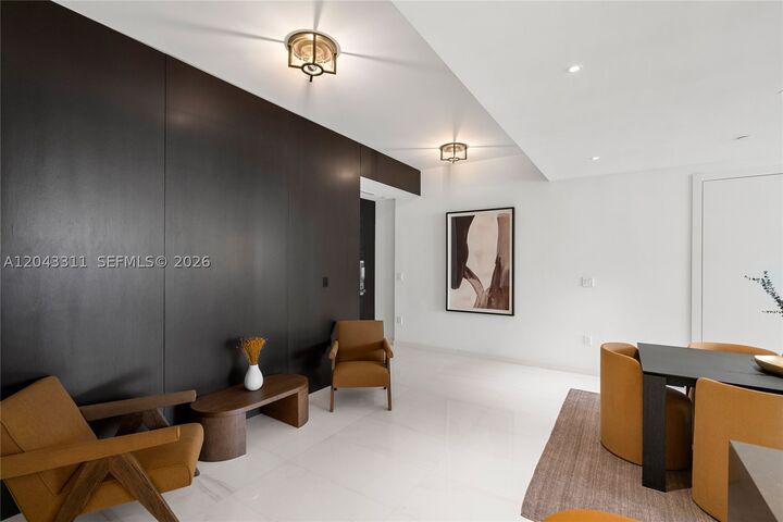 Property Photo:  300 Biscayne Boulevard Way 4009W  FL 33131 
