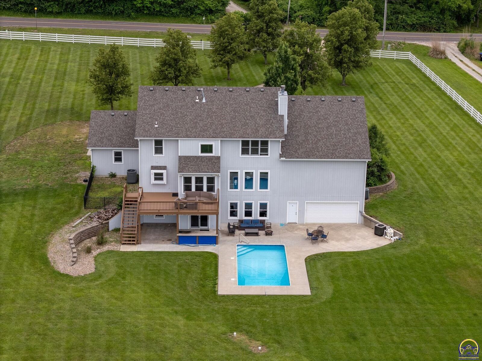 Property Photo:  5100 SW 53rd St  KS 66610 
