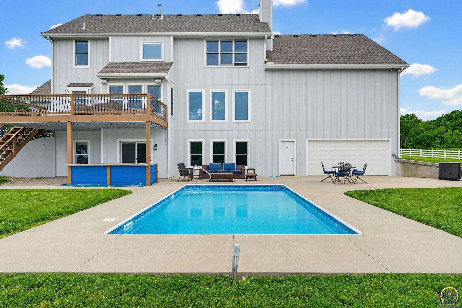 Property Photo: 5100 SW 53rd St KS 66610