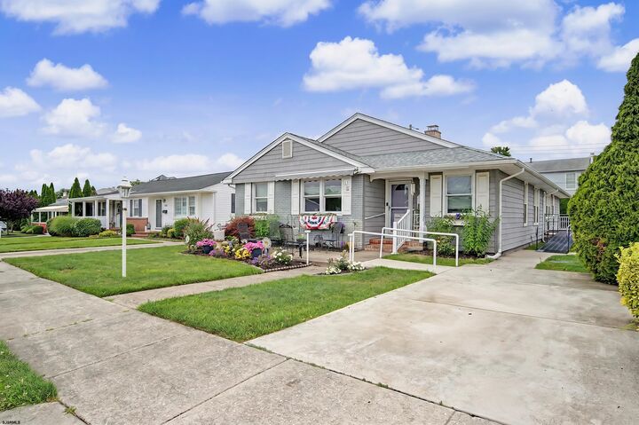 Property Photo:  9 E Gilmar Cir  NJ 08402 