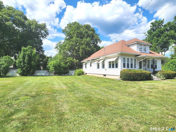 Property Photo:  47 Ashworth Street  CT 06040 